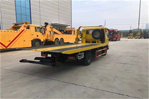 振安非事故拖车